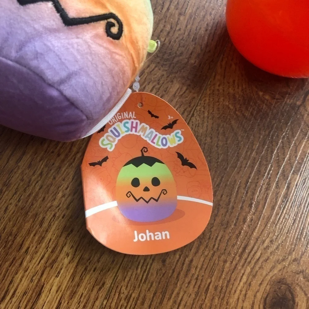 Squishmallows 5” Halloween Mystery Johan the pumpkin